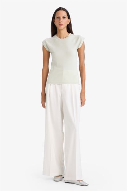 Базовая футболка Slim Fit в рубчик с круглым вырезом и коротким рукавом