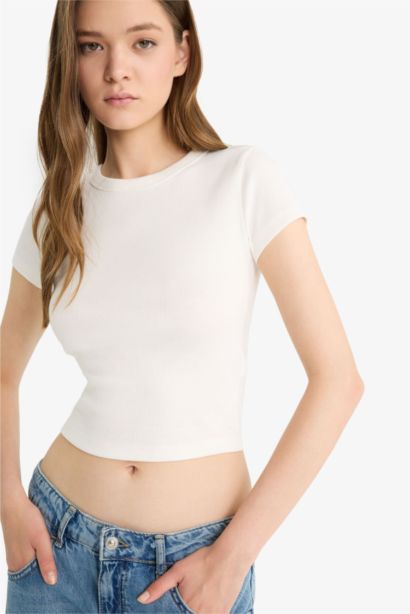 Fitted Bisiklet Yaka Basic Düz Fitilli Kaşkorse Kısa Kollu Beyaz Tişört