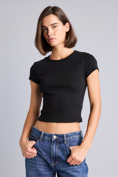 Fitted Bisiklet Yaka Ribana Basic Tişört