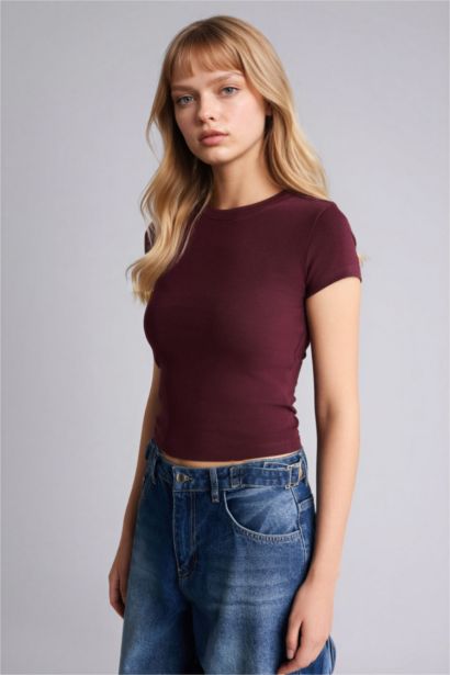 Woman Short Sleeve T-Shirt