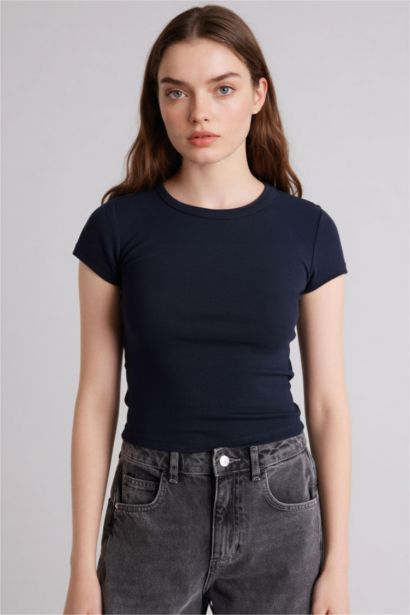 Fitted Crew Neck Ribbed T-Shirt