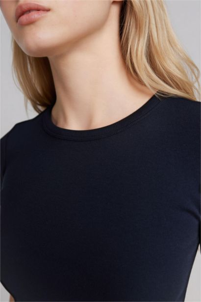 Fıtted Bisiklet Yaka Ribana Kısa Kollu Tişört