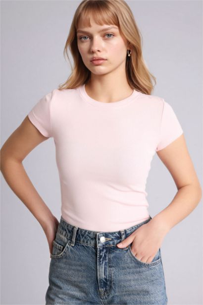 Woman Short Sleeve T-Shirt