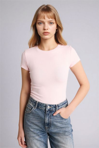 Woman Short Sleeve T-Shirt