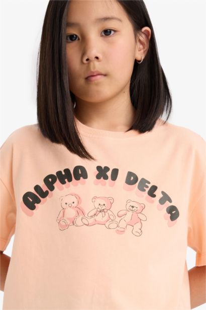 Girl Relax Fit Crew Neck T-Shirt