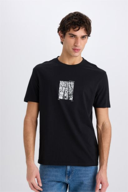 Regular Fit Crew Neck Short Sleeve T-Shirt