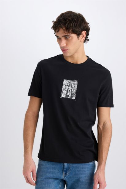 Regular Fit Crew Neck Short Sleeve T-Shirt