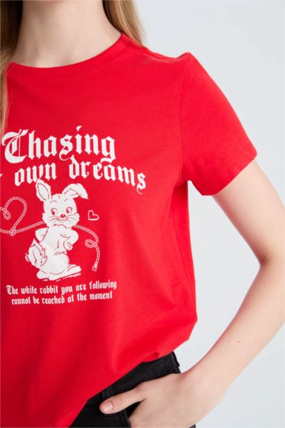 تيشيرت نص كم مطبوع قصة عادية برقبة مستديرة