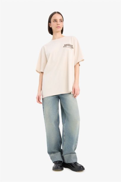 تي شيرت اوفر سايز مطبوع برقبة مستديرة