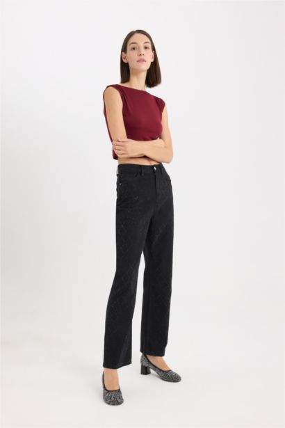 Jean droit taille haute à longueur cheville