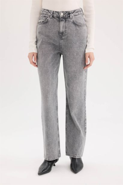 Jean taille haute à coupe droite avec pierres et à effet délavé