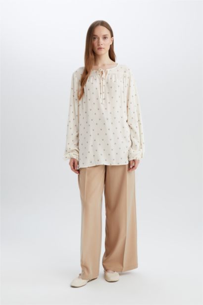 Regular Fit Crew Neck Long Sleeve Blouse