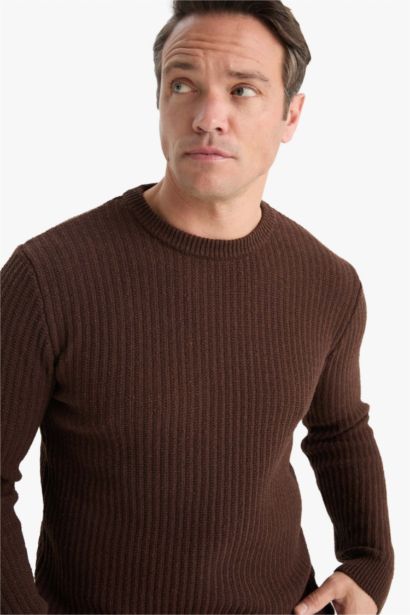 Standard Fit Crew Neck Knitwear Pullover