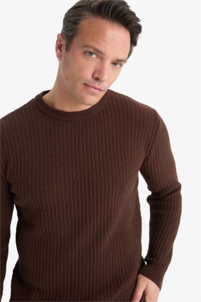 Standard Fit Crew Neck Knitwear Pullover