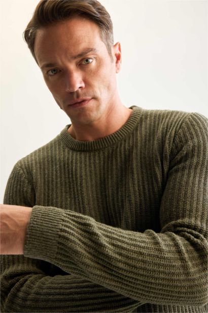 Standard Fit Knitwear Pullover