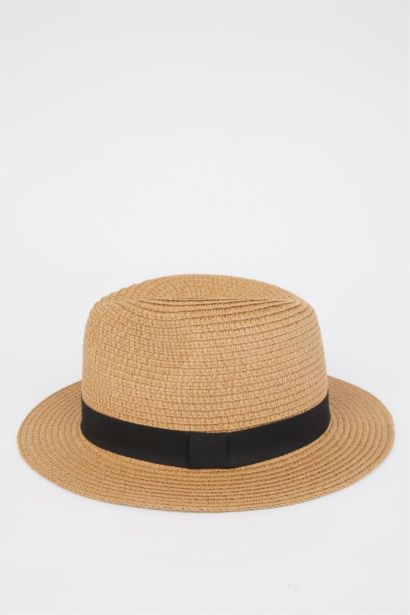 قبعة قش ولادي