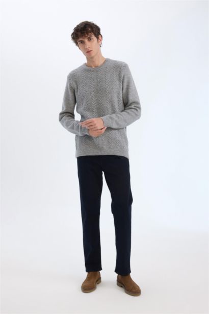 Standard Fit Crew Neck Knitwear Pullover