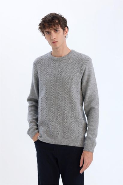 Standard Fit Crew Neck Knitwear Pullover