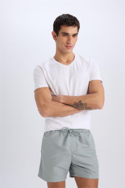 شورت بحر قصير رمادي ببطانة شبكية