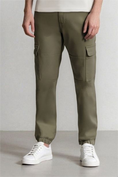 Gabardine Elastic Waist Leg Jogger Cargo Pants