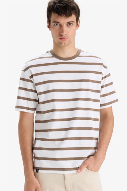 T-shirt boxy en coton rayé à col rond et manches courtes