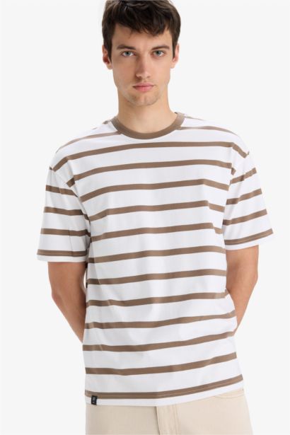 T-shirt boxy en coton rayé à col rond et manches courtes