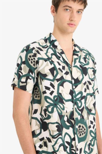 قميص نص كم قصة عادية بياقة جاكيت