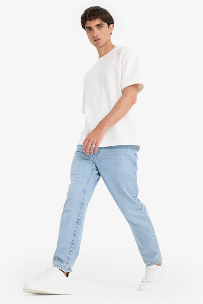 90's Slim Fit Skinny Leg Washed Jeans