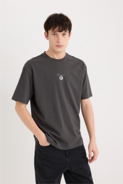 Boxy Fit Crew Neck Printed Short Sleeve T-Shirt