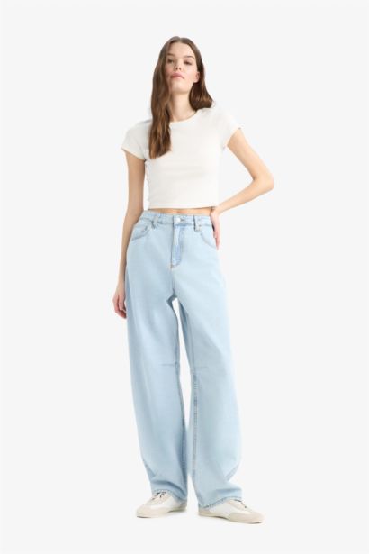 Baggy Fit High Waist Straight Leg Jeans