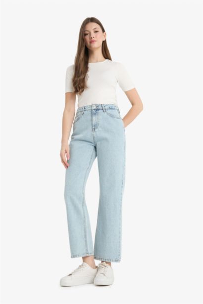 Straight Fit High Waist Straight Leg Jeans