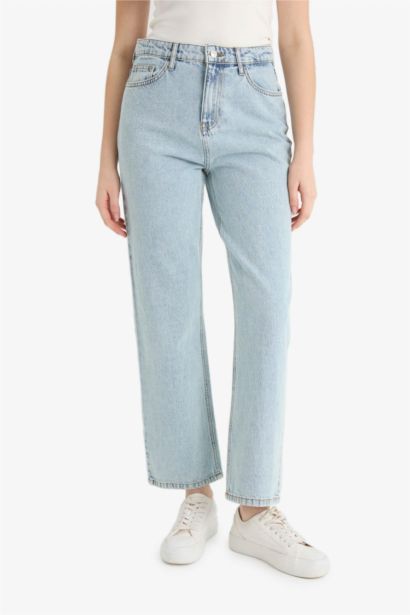 Straight Fit High Waist Straight Leg Jeans