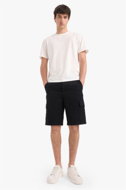 Cotton Regular Cargo Pocketed Bermuda Shorts