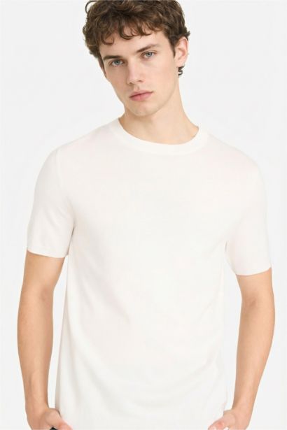 Standard Fit Crew Neck Knitwear T-Shirt