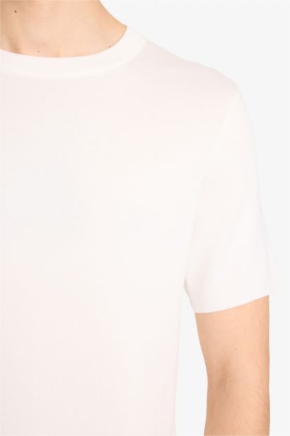Standard Fit Crew Neck Knitwear T-Shirt