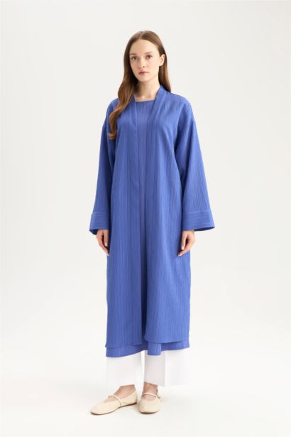 Kimono long en tissu froissé à col châle et coupe décontractée