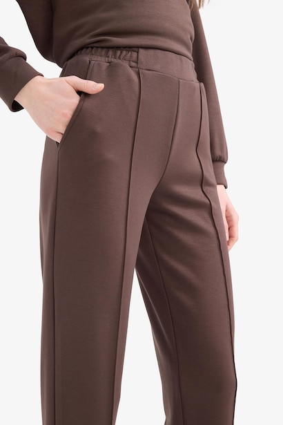 Regular Fit Flexible Waist Basic Trousers