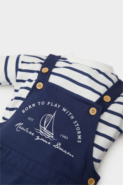 طقم بيبي اولادي تيشيرت مخطط وسالوبيت - قطعتين