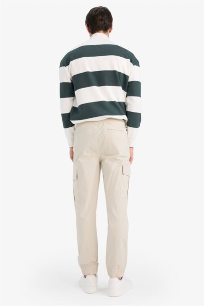 بنطلون جوجر باراشوت قصة عادية