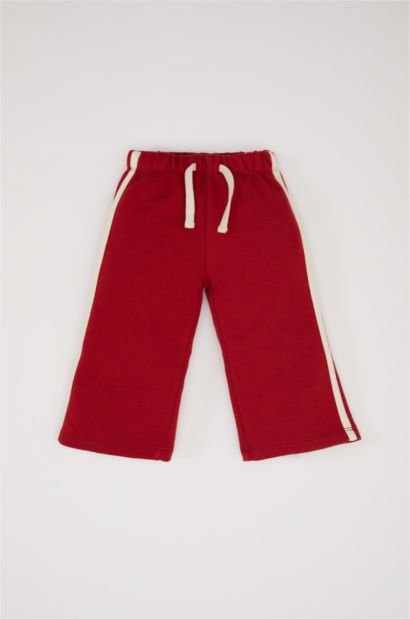 طقم بنات من قطعتين سويت شرت بطبعة شعار برقبة مستديرة و سروال