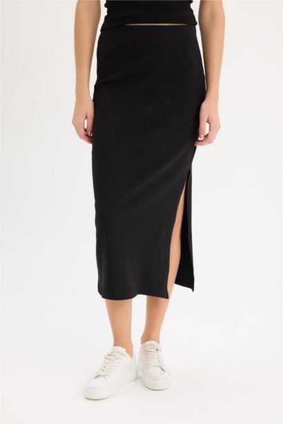Fitted Body-hugging Slit Basic Camisole Black Midi Skirt