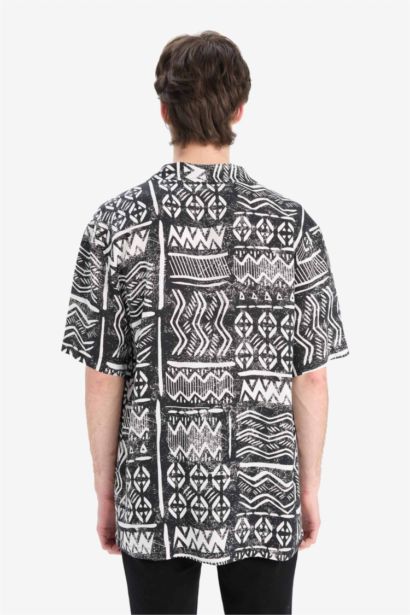 Regular Fit Apache Neck Short Sleeve Shirt