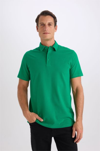 Polo à manches courtes 100% coton à coupe régulière