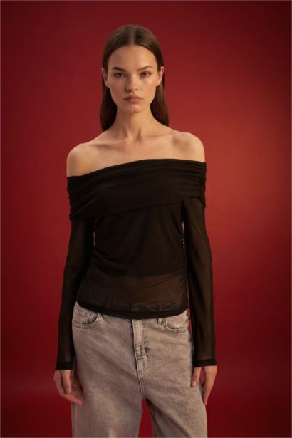 Slim Fit Open Shoulder Tulle Long Sleeve T-Shirt