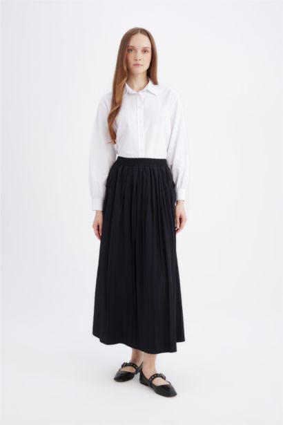 A Cut Normal Waist Maxi Skirt