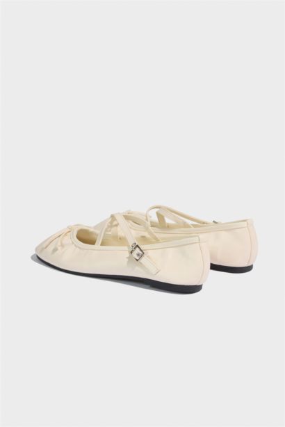 حذاء فلات نسائي بكعب مسطح