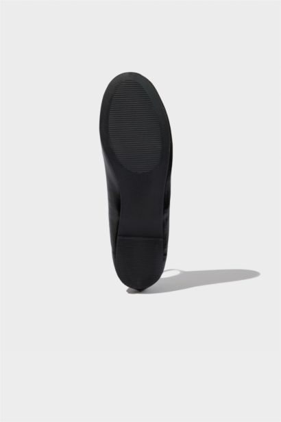 حذاء فلات نسائي بكعب مسطح