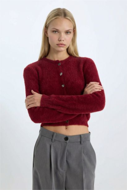 سترة تريكو قصة عادية برقبة مستديرة