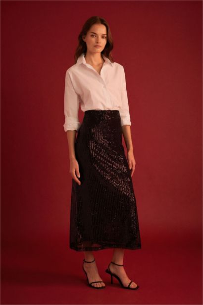 A Cut Sequined Fabric Normal Waist Maxi Knitted Skirt