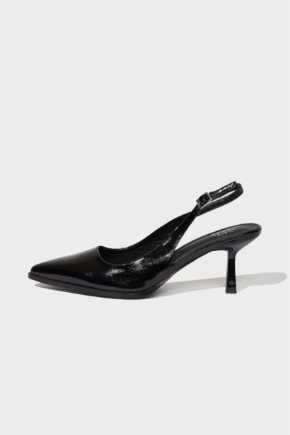 Woman Faux Leather Heeled Sandals